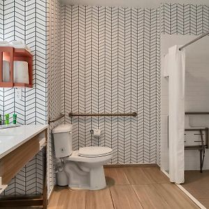 Suite Accessible aux Personnes à Mobilité Réduite Lit Queen-Size